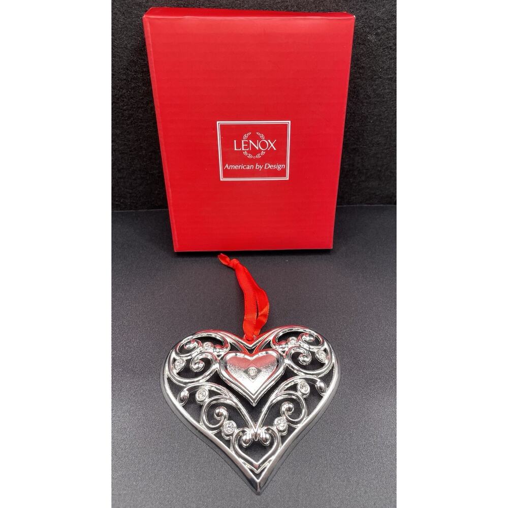 Lenox Sparkle & Scroll Large Heart‎ Shaped Ornament Clear Crystals. New in Box
